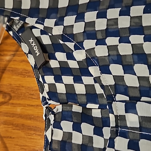 Mexx Sleeveless Blouse - Picture 2 of 6